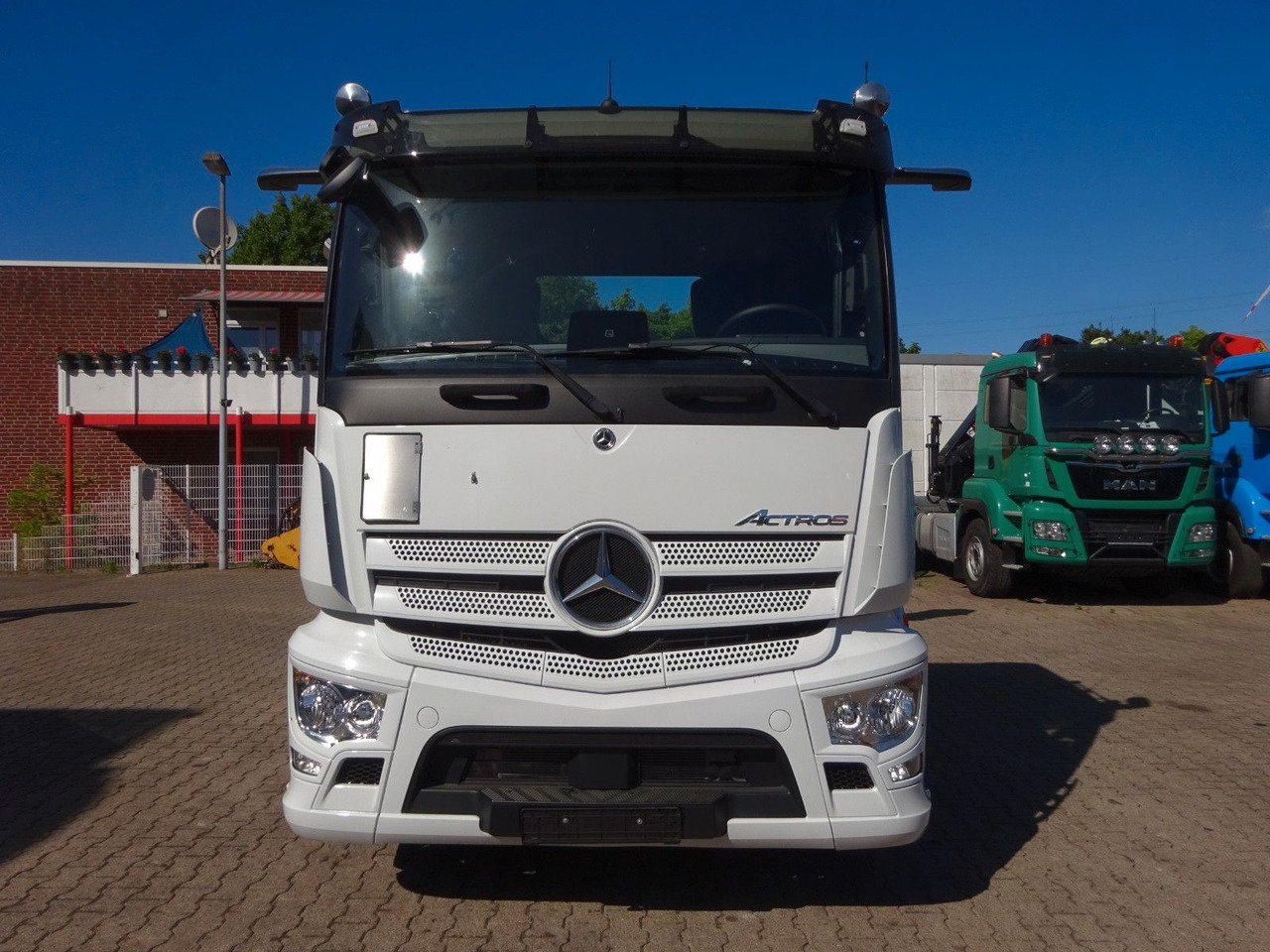 Mercedes-Benz 1840 Actros Absetzkipper NEUFAHRZEUG mit 1645 km - Kallurauto: pilt 5 Mercedes-Benz 1840 Actros Absetzkipper NEUFAHRZEUG mit 1645 km - Kallurauto: pilt 5