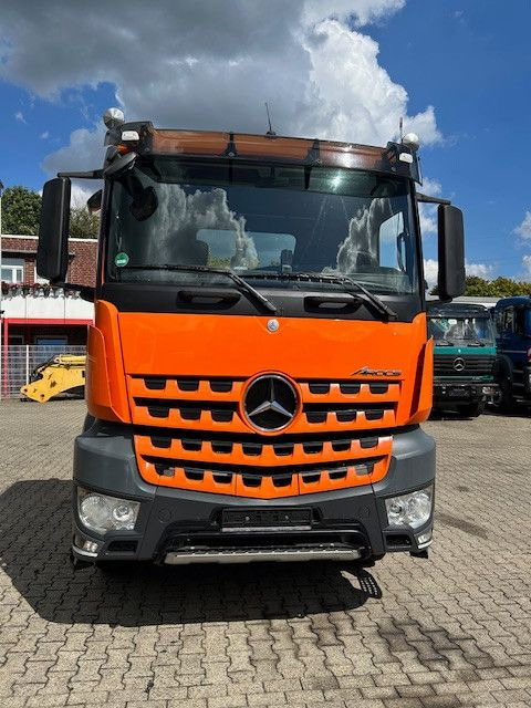 Mercedes-Benz 2651 Arocs MEILLER RK2060 Abroller 6x4 - Konkstõstukiga veoauto: pilt 5 Mercedes-Benz 2651 Arocs MEILLER RK2060 Abroller 6x4 - Konkstõstukiga veoauto: pilt 5