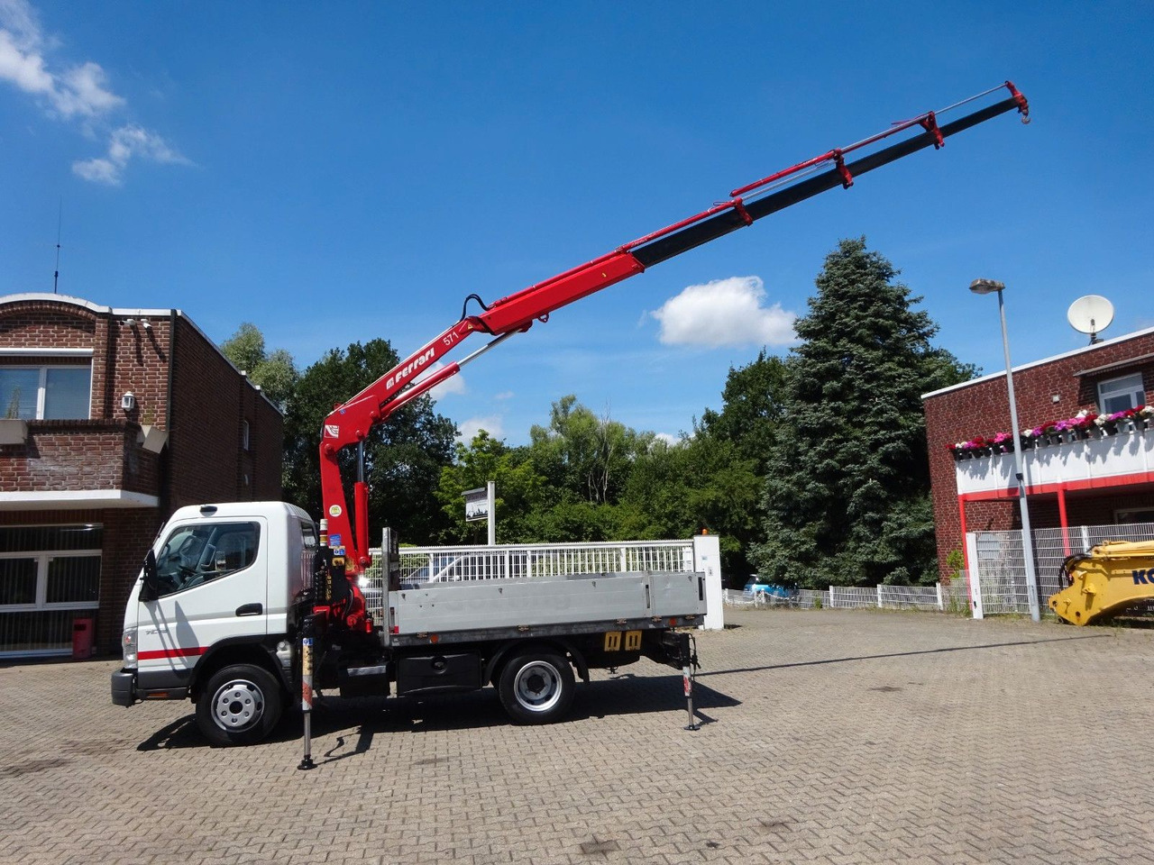 Mitsubishi Fuso Canter 7C18 + Ferrari F571 Kran - Madelauto: pilt 3 Mitsubishi Fuso Canter 7C18 + Ferrari F571 Kran - Madelauto: pilt 3