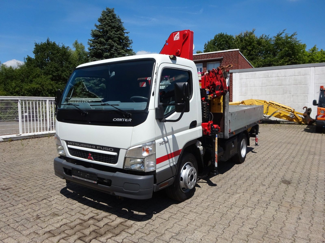 Mitsubishi Fuso Canter 7C18 + Ferrari F571 Kran - Madelauto: pilt 5 Mitsubishi Fuso Canter 7C18 + Ferrari F571 Kran - Madelauto: pilt 5