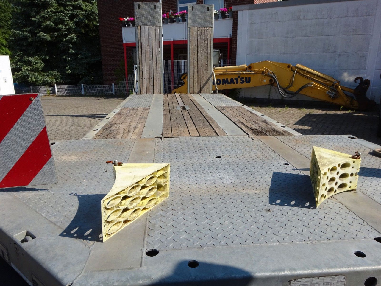 Madal platvorm järelhaagis Möslein Tieflader Anhänger mit 3 Achsen und Rampen: pilt 12 Madal platvorm järelhaagis Möslein Tieflader Anhänger mit 3 Achsen und Rampen: pilt 12