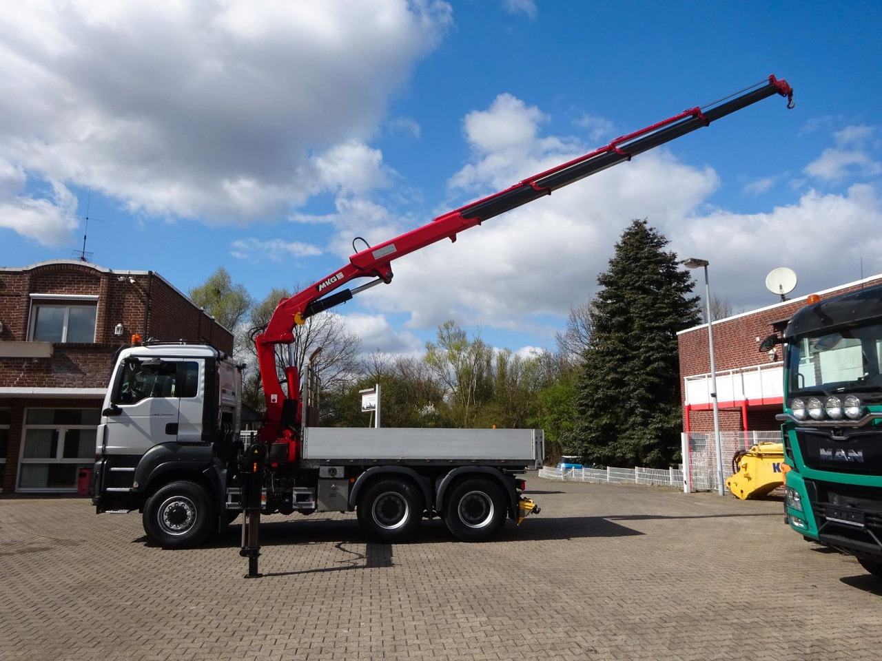 MAN 33.500 TGS + MKG HLK 231 Kran 6x6 Hydrodrive - Sadulveok: pilt 3 MAN 33.500 TGS + MKG HLK 231 Kran 6x6 Hydrodrive - Sadulveok: pilt 3
