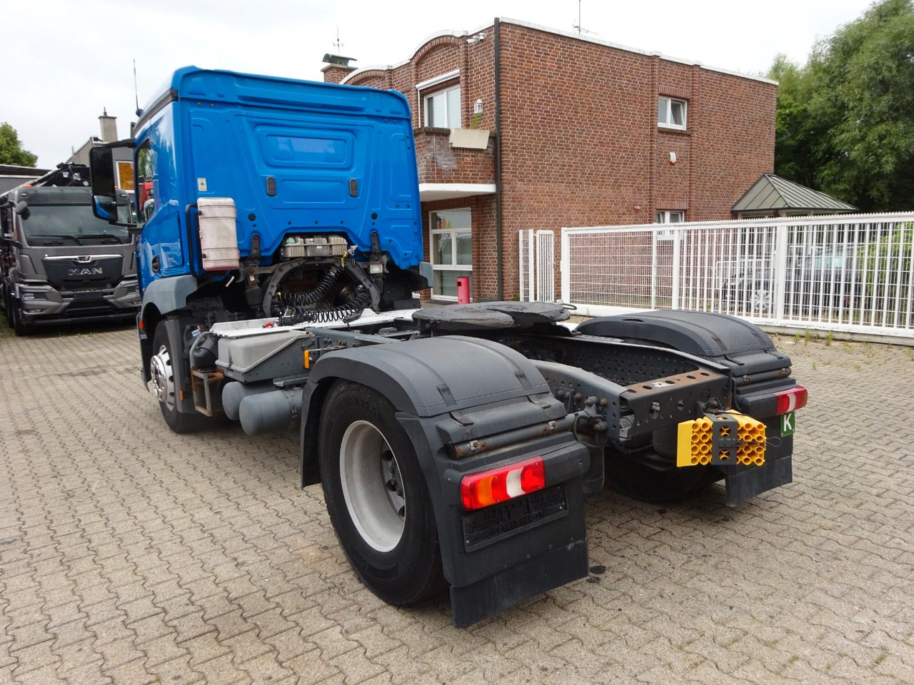 Mercedes-Benz 1840 Actros SZM 4x2 - Sadulveok: pilt 4 Mercedes-Benz 1840 Actros SZM 4x2 - Sadulveok: pilt 4