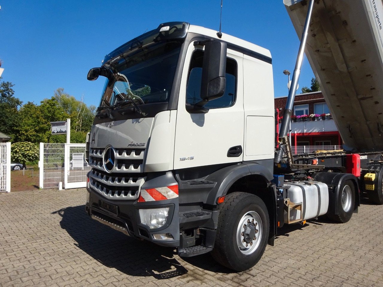 Mercedes-Benz 1845 Arocs SZM HAD 4x4 !!4 Stück verfügbar !! - Sadulveok: pilt 2 Mercedes-Benz 1845 Arocs SZM HAD 4x4 !!4 Stück verfügbar !! - Sadulveok: pilt 2