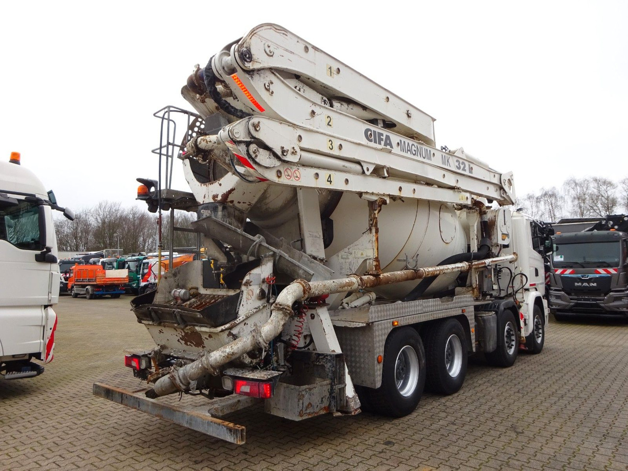 Scania PUMI CIFA 32 Meter 4 Knick. Scania PUMI CIFA 32 Meter 4 Knick. - Betoonipump: pilt 3 Scania PUMI CIFA 32 Meter 4 Knick. Scania PUMI CIFA 32 Meter 4 Knick. - Betoonipump: pilt 3