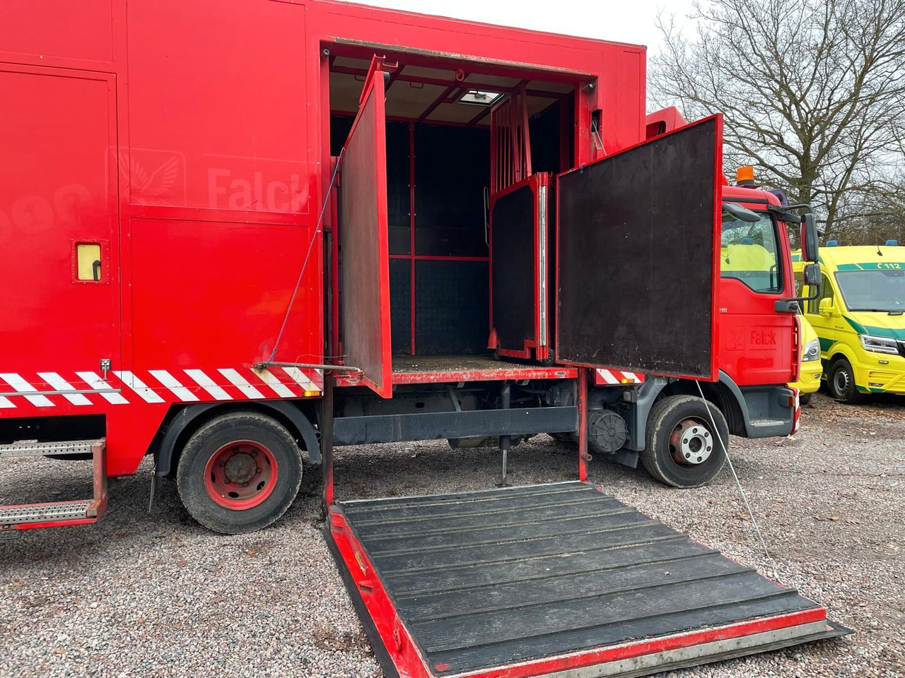 MAN TGL 10.210 Fg MAN TGL 10.210 Fg Tier & Pferde transport - Kasti veoauto: pilt 2 MAN TGL 10.210 Fg MAN TGL 10.210 Fg Tier & Pferde transport - Kasti veoauto: pilt 2