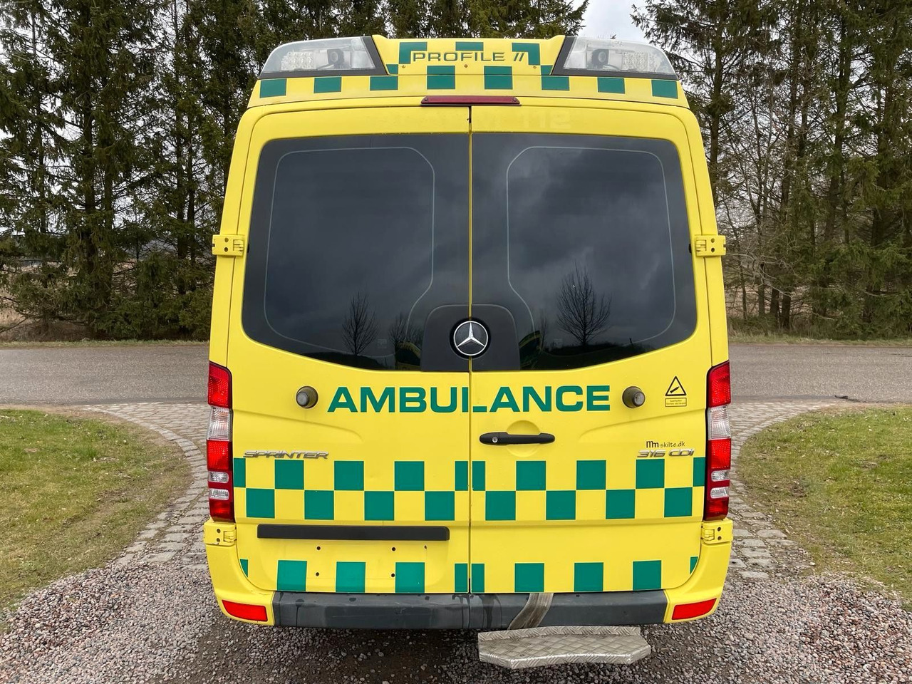 Mercedes-Benz Sprinter 316 CDI Aut *14 000 € netto - Kiirabiauto: pilt 4 Mercedes-Benz Sprinter 316 CDI Aut *14 000 € netto - Kiirabiauto: pilt 4