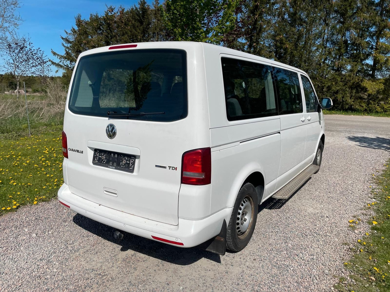 Volkswagen T5 Caravelle 2.0 TDI DSG Comfortline Lang - Mikrobuss: pilt 5 Volkswagen T5 Caravelle 2.0 TDI DSG Comfortline Lang - Mikrobuss: pilt 5