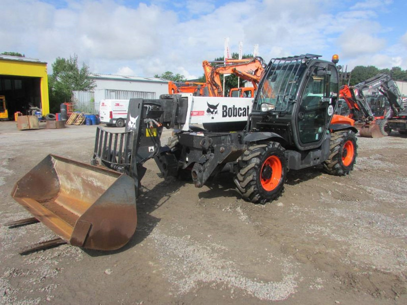 Bobcat T35.130 SB Teleskoplader 47.500 EUR - Teleskooplaadur: pilt 2 Bobcat T35.130 SB Teleskoplader 47.500 EUR - Teleskooplaadur: pilt 2