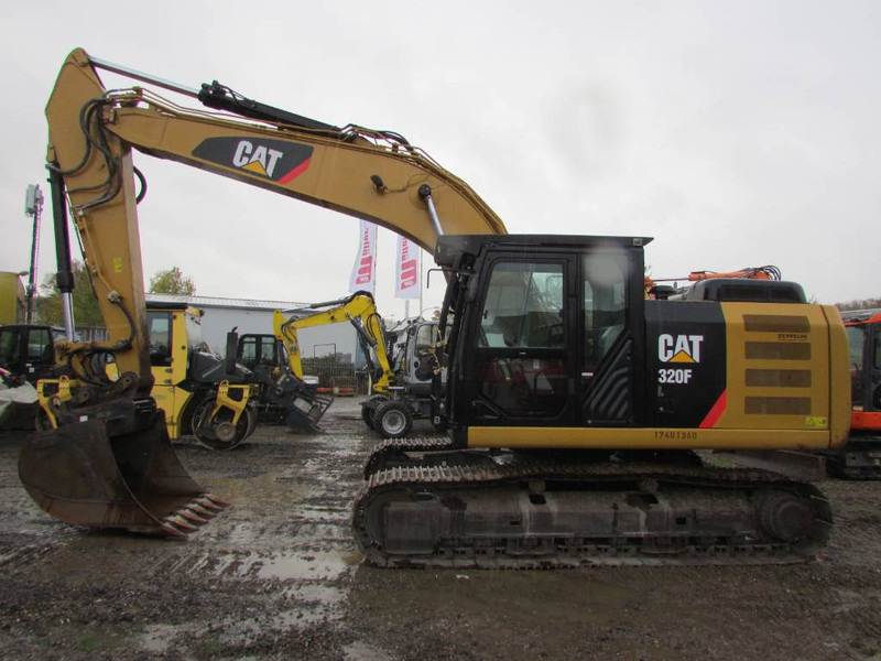 Cat 320 FL Kettenbagger 65.000 EUR - Lintekskavaator: pilt 1 Cat 320 FL Kettenbagger 65.000 EUR - Lintekskavaator: pilt 1