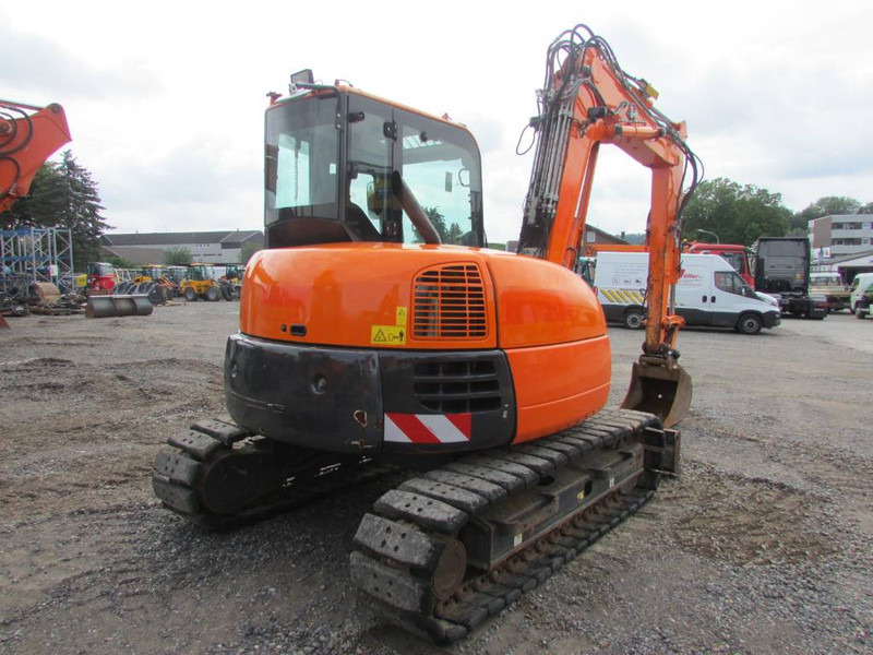 Komatsu PC 80 MR-3 Kettenbagger 31.000 EUR - Miniekskavaator: pilt 5 Komatsu PC 80 MR-3 Kettenbagger 31.000 EUR - Miniekskavaator: pilt 5