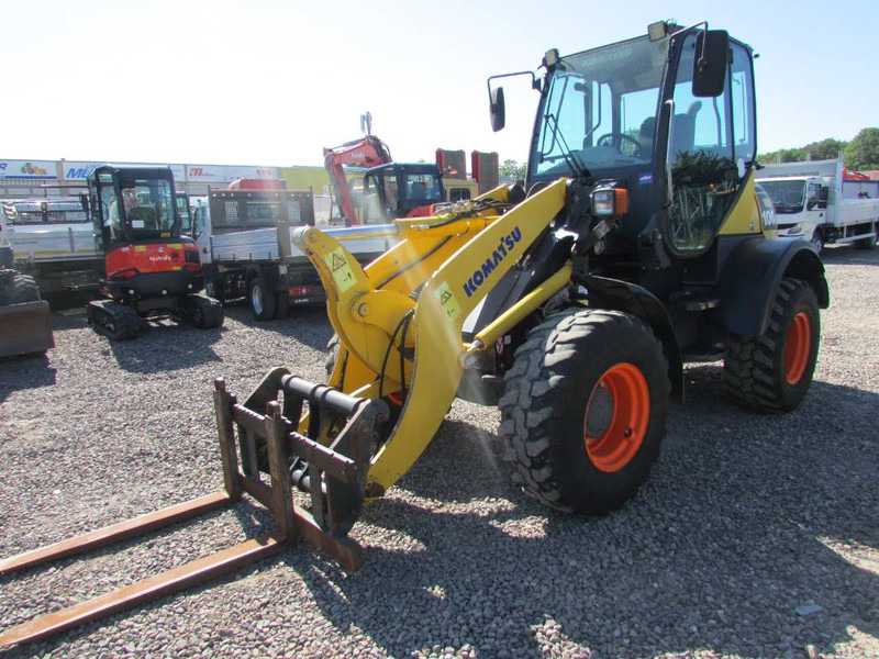 Komatsu WA 100 M-5 Radlader 15.000€ netto - Rataslaadur: pilt 1 Komatsu WA 100 M-5 Radlader 15.000€ netto - Rataslaadur: pilt 1