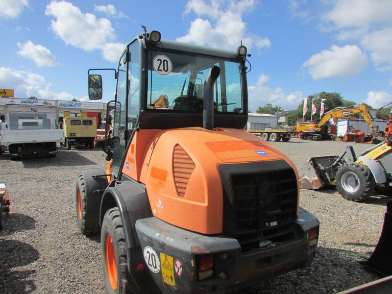 Komatsu WA 80-6 Radlader 27.500 EUR - Rataslaadur: pilt 5 Komatsu WA 80-6 Radlader 27.500 EUR - Rataslaadur: pilt 5