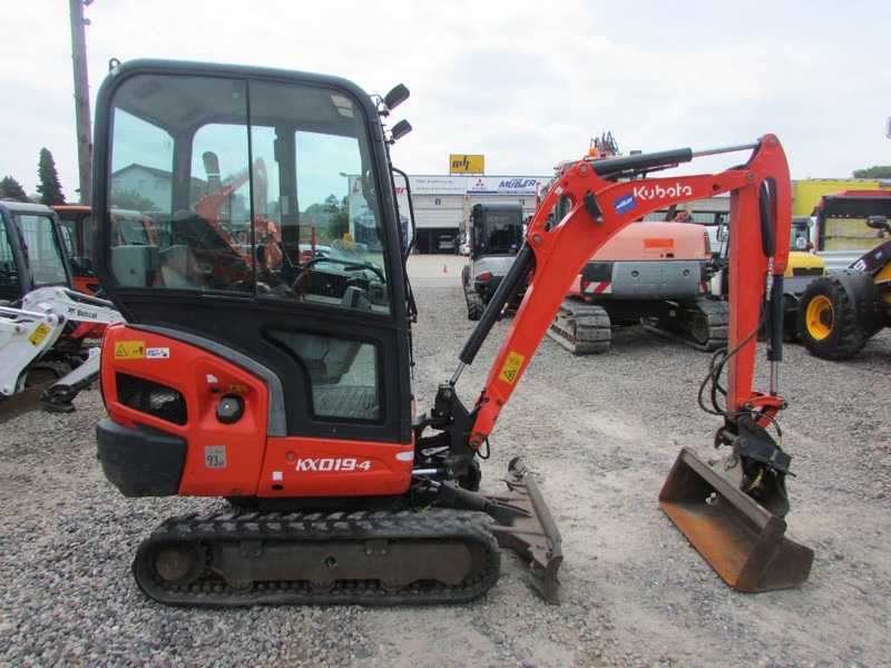 Kubota KX 019-4 Minibagger 17.000 EUR - Miniekskavaator: pilt 3 Kubota KX 019-4 Minibagger 17.000 EUR - Miniekskavaator: pilt 3