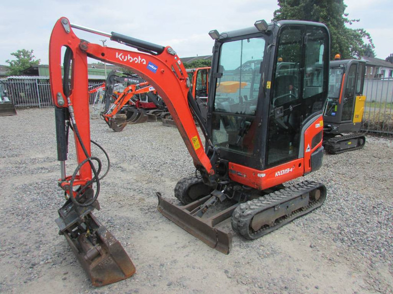 Kubota KX 019-4 Minibagger 17.000 EUR - Miniekskavaator: pilt 2 Kubota KX 019-4 Minibagger 17.000 EUR - Miniekskavaator: pilt 2
