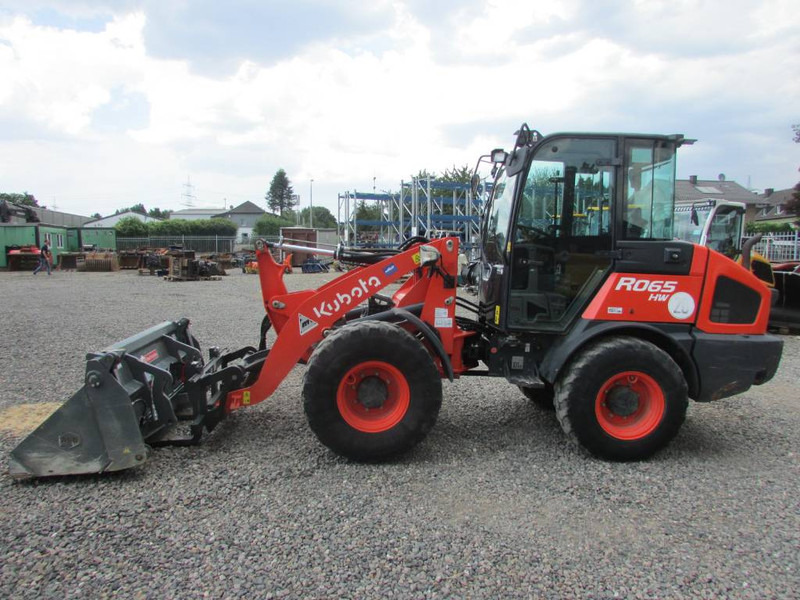 Kubota R 065 Radlader 32.500 EUR - Rataslaadur: pilt 1 Kubota R 065 Radlader 32.500 EUR - Rataslaadur: pilt 1