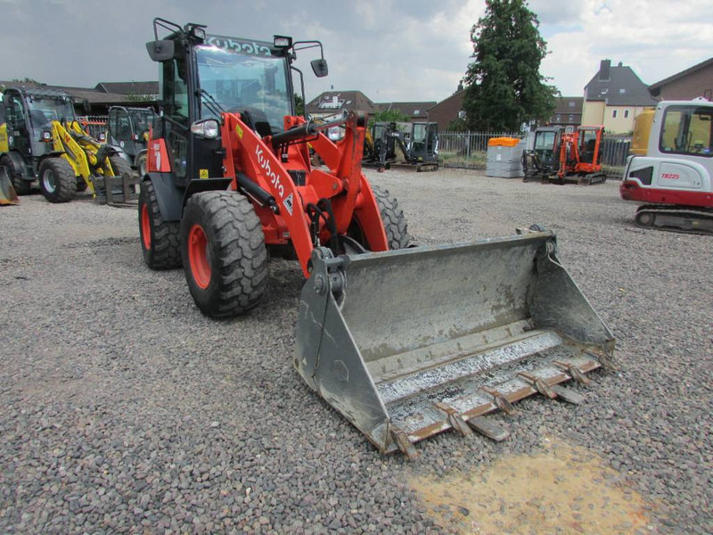 Kubota R 065 Radlader 32.500 EUR - Rataslaadur: pilt 4 Kubota R 065 Radlader 32.500 EUR - Rataslaadur: pilt 4