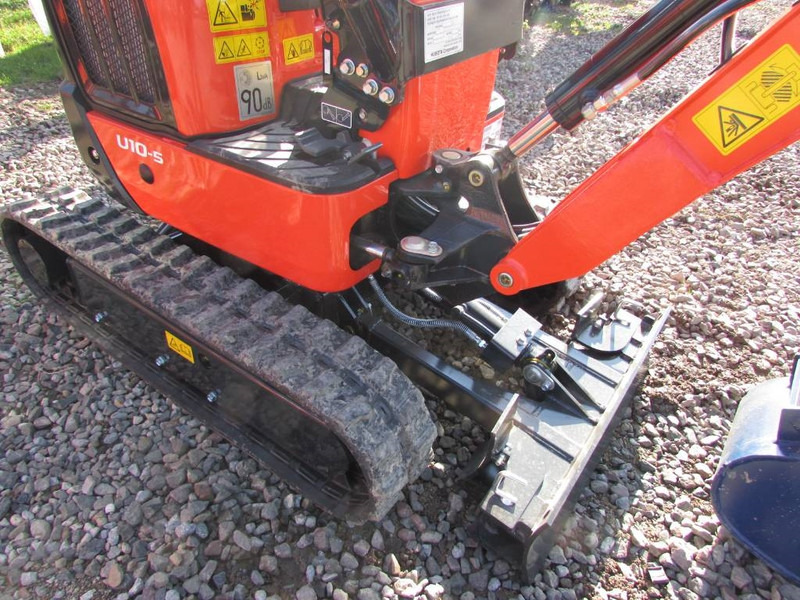 Kubota U 10-5 Side Lever Minibagger 21.500 EUR - Miniekskavaator: pilt 5 Kubota U 10-5 Side Lever Minibagger 21.500 EUR - Miniekskavaator: pilt 5