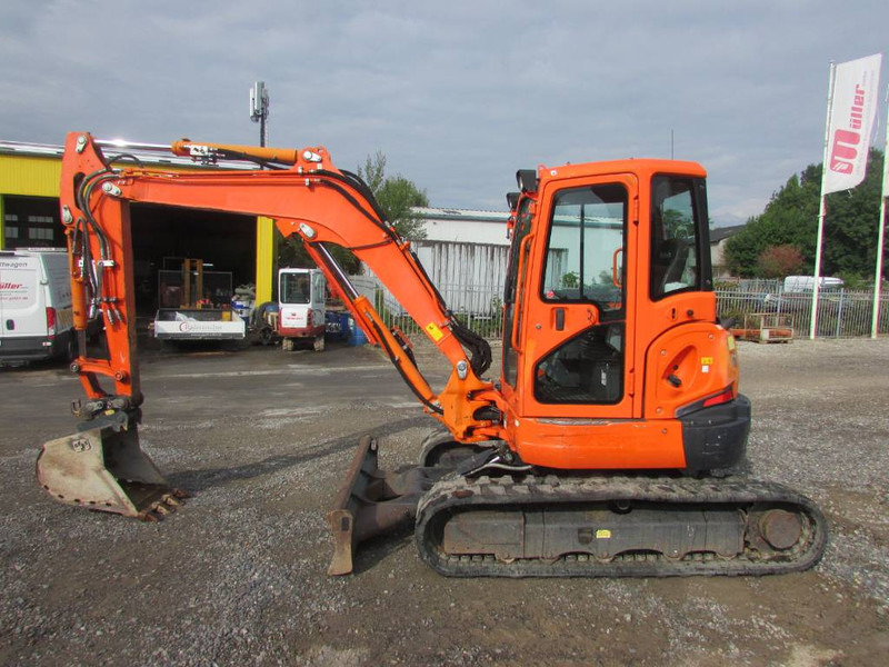 Kubota U 55-4 HI Minibagger / AC / 26.000 EUR - Miniekskavaator: pilt 4 Kubota U 55-4 HI Minibagger / AC / 26.000 EUR - Miniekskavaator: pilt 4