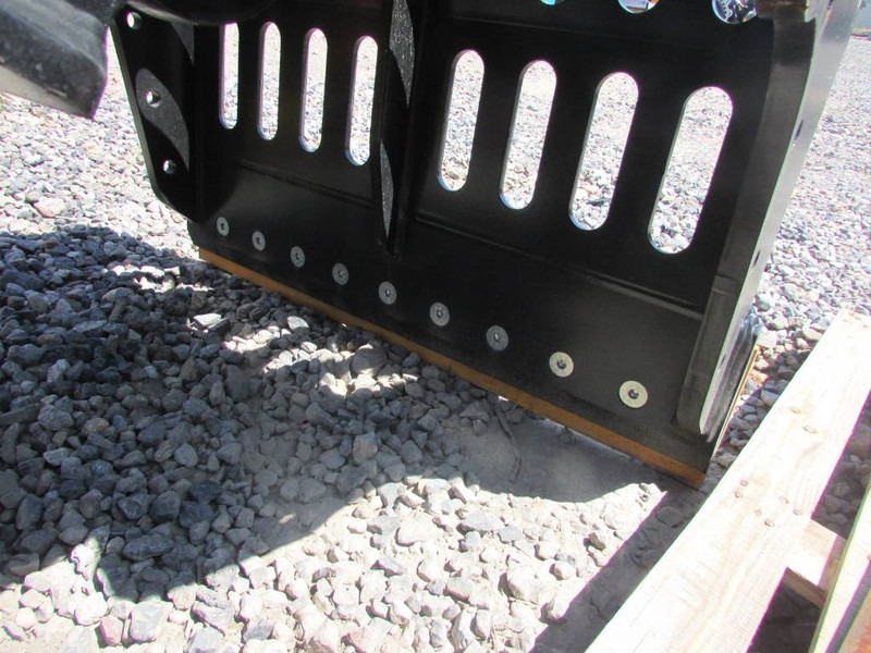 MB CRUSHER G 1000 S4 Sortiergreifer 14.000 EUR - Haarats - Ehitusmasinad: pilt 4 MB CRUSHER G 1000 S4 Sortiergreifer 14.000 EUR - Haarats - Ehitusmasinad: pilt 4