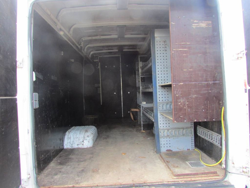 Mercedes-Benz 813 D Vario Kastenwagen - Kasti veoauto: pilt 5 Mercedes-Benz 813 D Vario Kastenwagen - Kasti veoauto: pilt 5