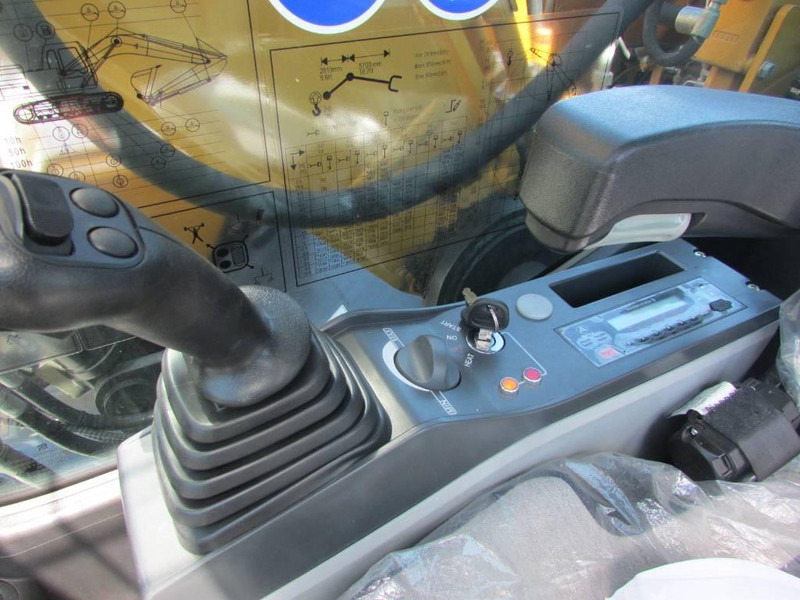 Lintekskavaator Sany SY 215 CLC Kettenbagger 98.000 EUR / AC: pilt 10