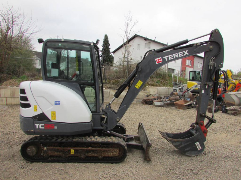 Terex TC 35 Minibagger 24.500 EUR Top Zustand - Miniekskavaator: pilt 4 Terex TC 35 Minibagger 24.500 EUR Top Zustand - Miniekskavaator: pilt 4