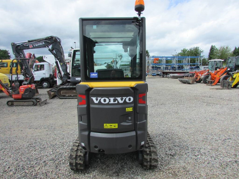Volvo EC 18 E Minibagger 23.500 EUR - Miniekskavaator: pilt 5 Volvo EC 18 E Minibagger 23.500 EUR - Miniekskavaator: pilt 5
