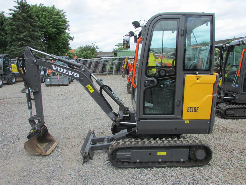 Volvo EC 18 E Minibagger 24.500 EUR - Miniekskavaator: pilt 1 Volvo EC 18 E Minibagger 24.500 EUR - Miniekskavaator: pilt 1