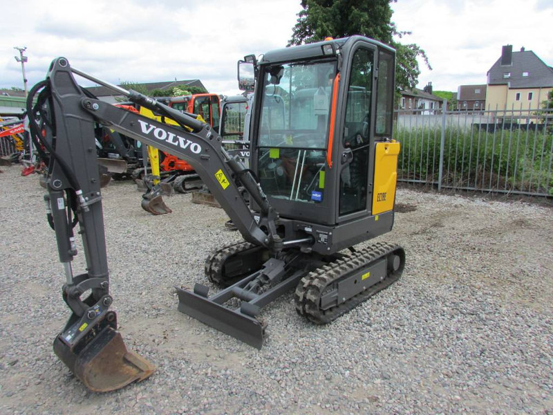 Volvo EC 18 E Minibagger 24.500 EUR - Miniekskavaator: pilt 2 Volvo EC 18 E Minibagger 24.500 EUR - Miniekskavaator: pilt 2
