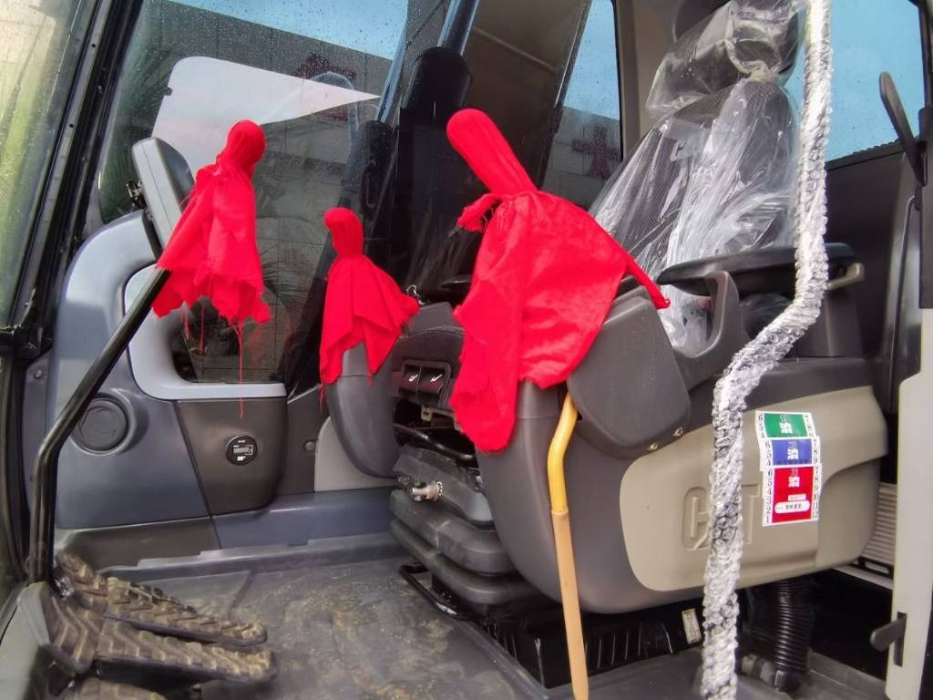 CAT 313D2GC - Lintekskavaator: pilt 4 CAT 313D2GC - Lintekskavaator: pilt 4