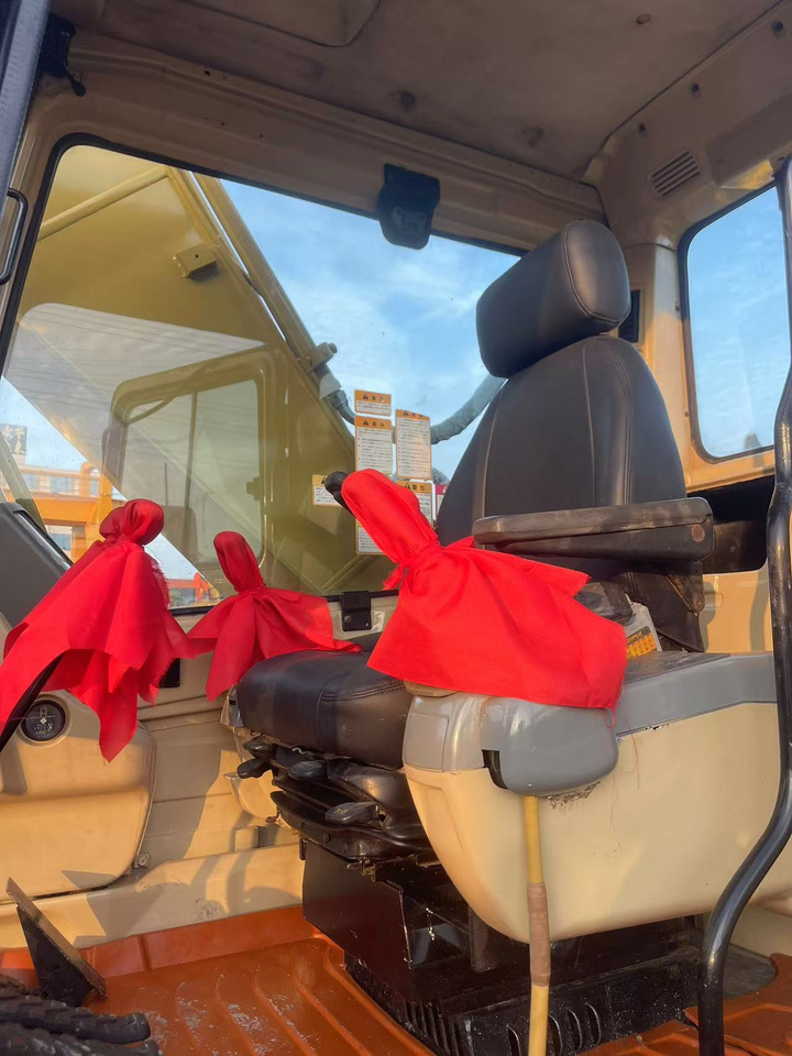 CATERPILLAR 320BL - Lintekskavaator: pilt 5 CATERPILLAR 320BL - Lintekskavaator: pilt 5