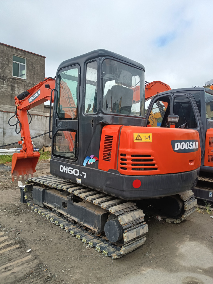 DOOSAN DH60-7 - Miniekskavaator: pilt 4 DOOSAN DH60-7 - Miniekskavaator: pilt 4
