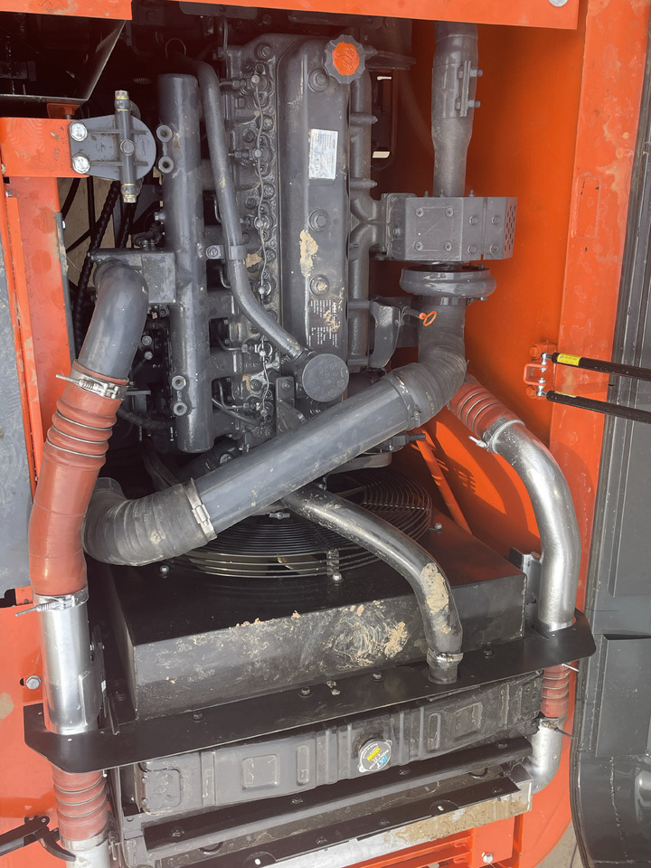 DOOSAN DX225LC-9C - Lintekskavaator: pilt 5 DOOSAN DX225LC-9C - Lintekskavaator: pilt 5