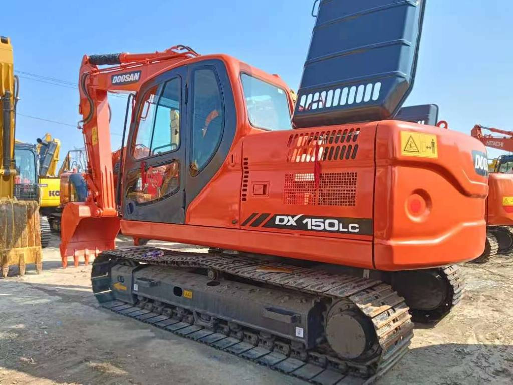 Doosan DX150 - Lintekskavaator: pilt 1 Doosan DX150 - Lintekskavaator: pilt 1
