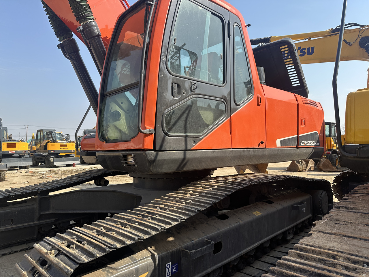 Doosan DX300-9C - Lintekskavaator: pilt 3 Doosan DX300-9C - Lintekskavaator: pilt 3