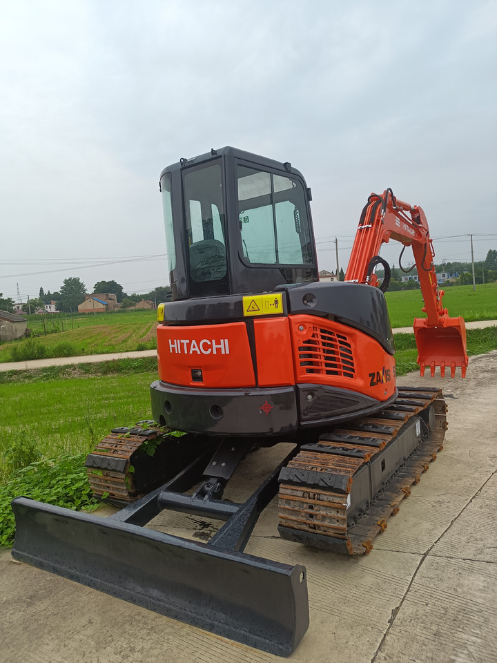 HITACHI ZX50U-2 - Miniekskavaator: pilt 4 HITACHI ZX50U-2 - Miniekskavaator: pilt 4