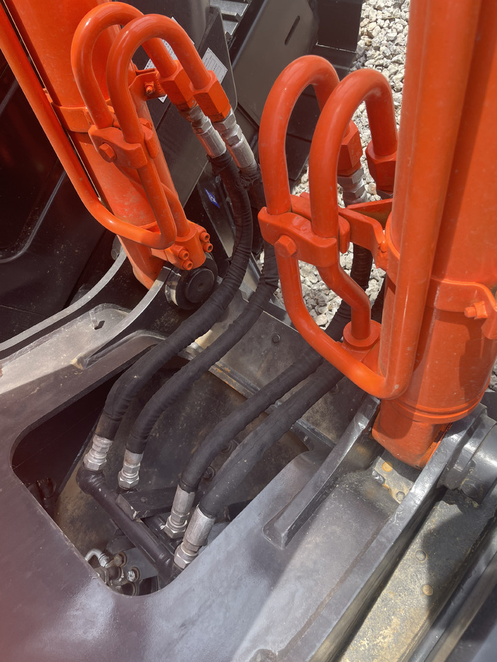 Hitachi ZX200 - Lintekskavaator: pilt 5 Hitachi ZX200 - Lintekskavaator: pilt 5