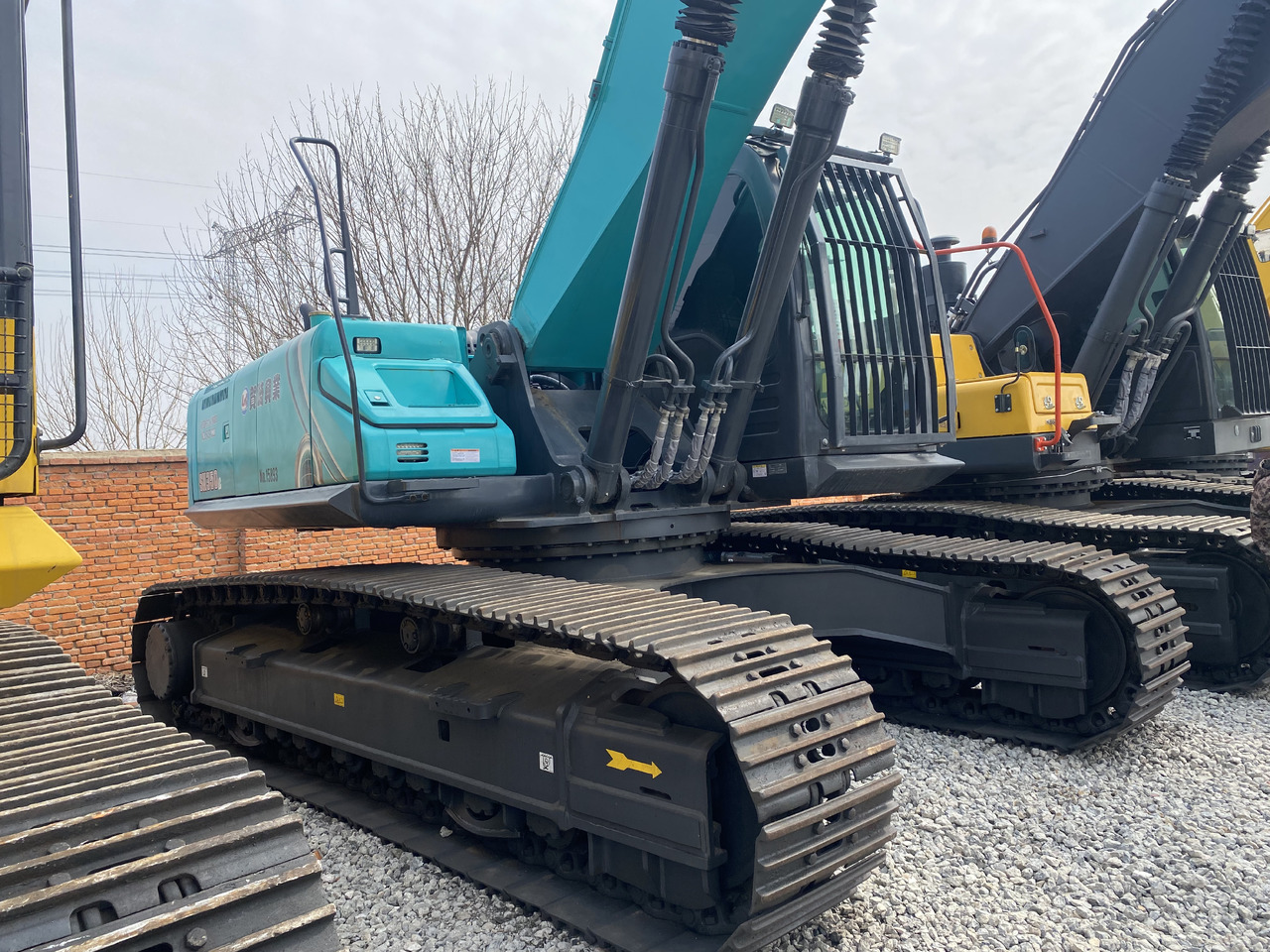 KOBELCO SK350-8 - Lintekskavaator: pilt 2 KOBELCO SK350-8 - Lintekskavaator: pilt 2