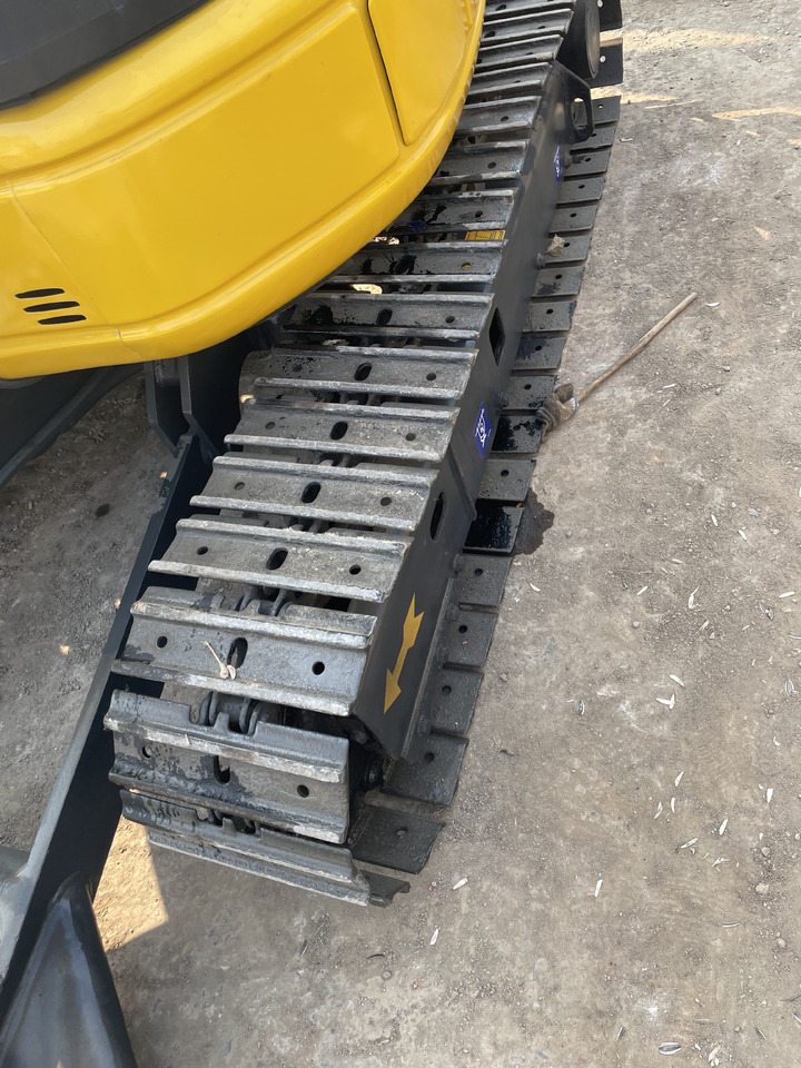 KOMATSU PC 35 MR-3 - Lintekskavaator: pilt 5 KOMATSU PC 35 MR-3 - Lintekskavaator: pilt 5