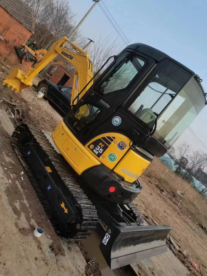 KOMATSU PC 35 MR - Miniekskavaator: pilt 2 KOMATSU PC 35 MR - Miniekskavaator: pilt 2