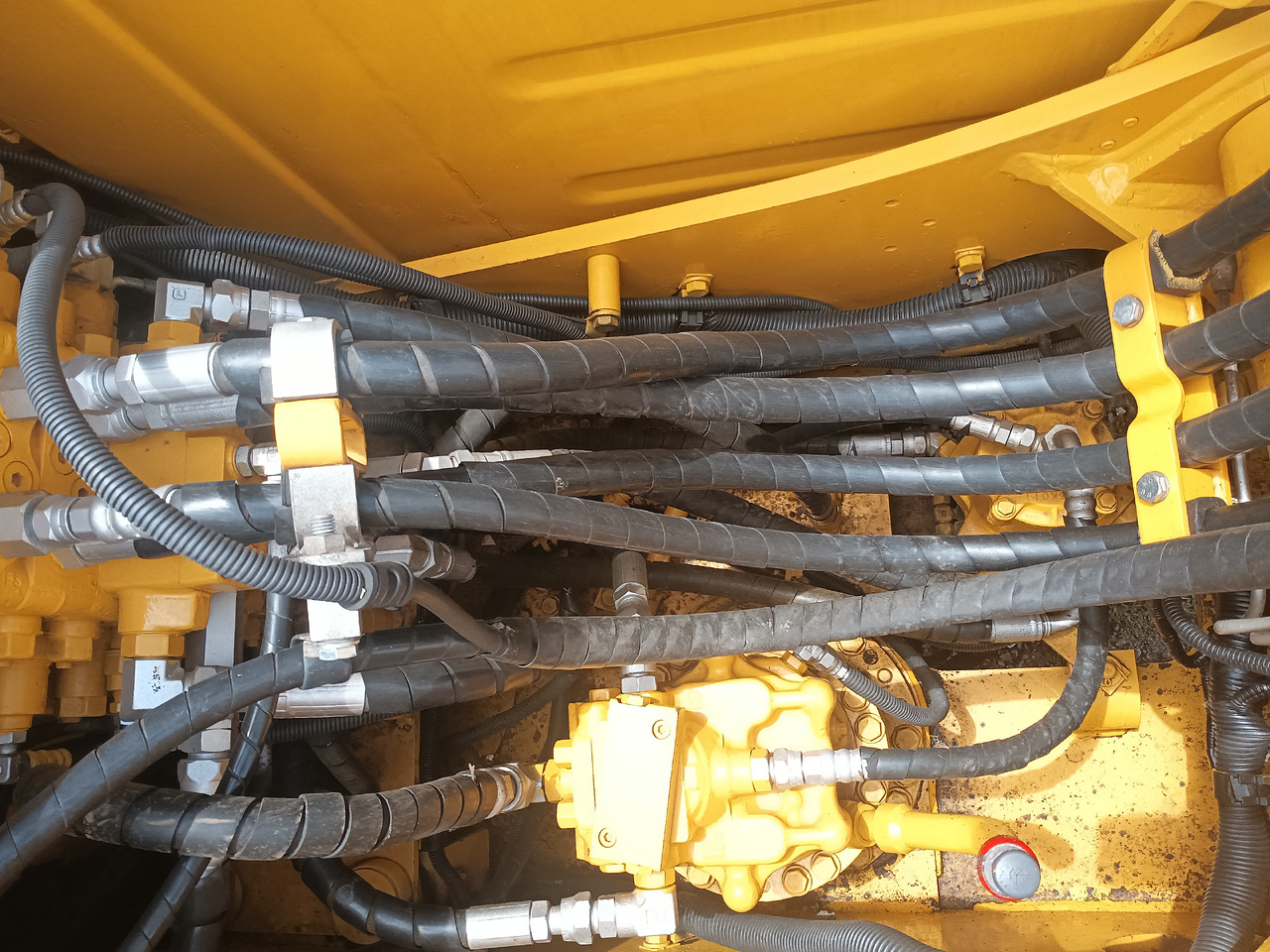 KOMATSU PC120 - Lintekskavaator: pilt 3 KOMATSU PC120 - Lintekskavaator: pilt 3
