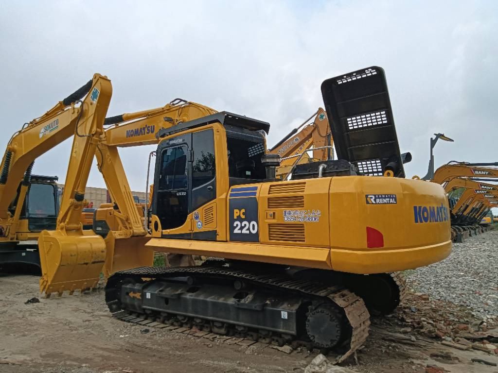 Komatsu PC 220-8 - Lintekskavaator: pilt 1 Komatsu PC 220-8 - Lintekskavaator: pilt 1