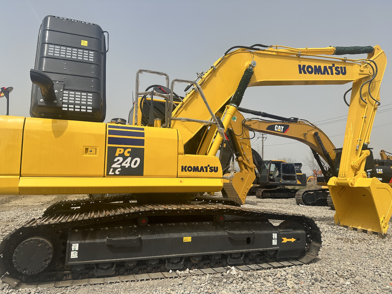 Komatsu PC 240 LC-8 - Lintekskavaator: pilt 2 Komatsu PC 240 LC-8 - Lintekskavaator: pilt 2