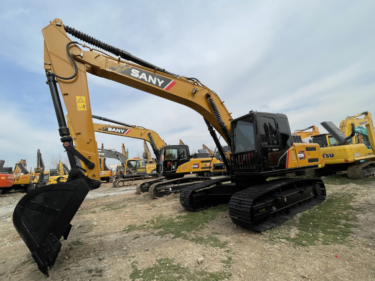 SANY SY215C - Lintekskavaator: pilt 3 SANY SY215C - Lintekskavaator: pilt 3