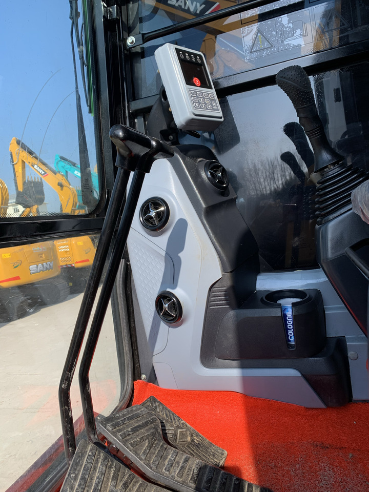 SANY SY95C - Lintekskavaator: pilt 5 SANY SY95C - Lintekskavaator: pilt 5