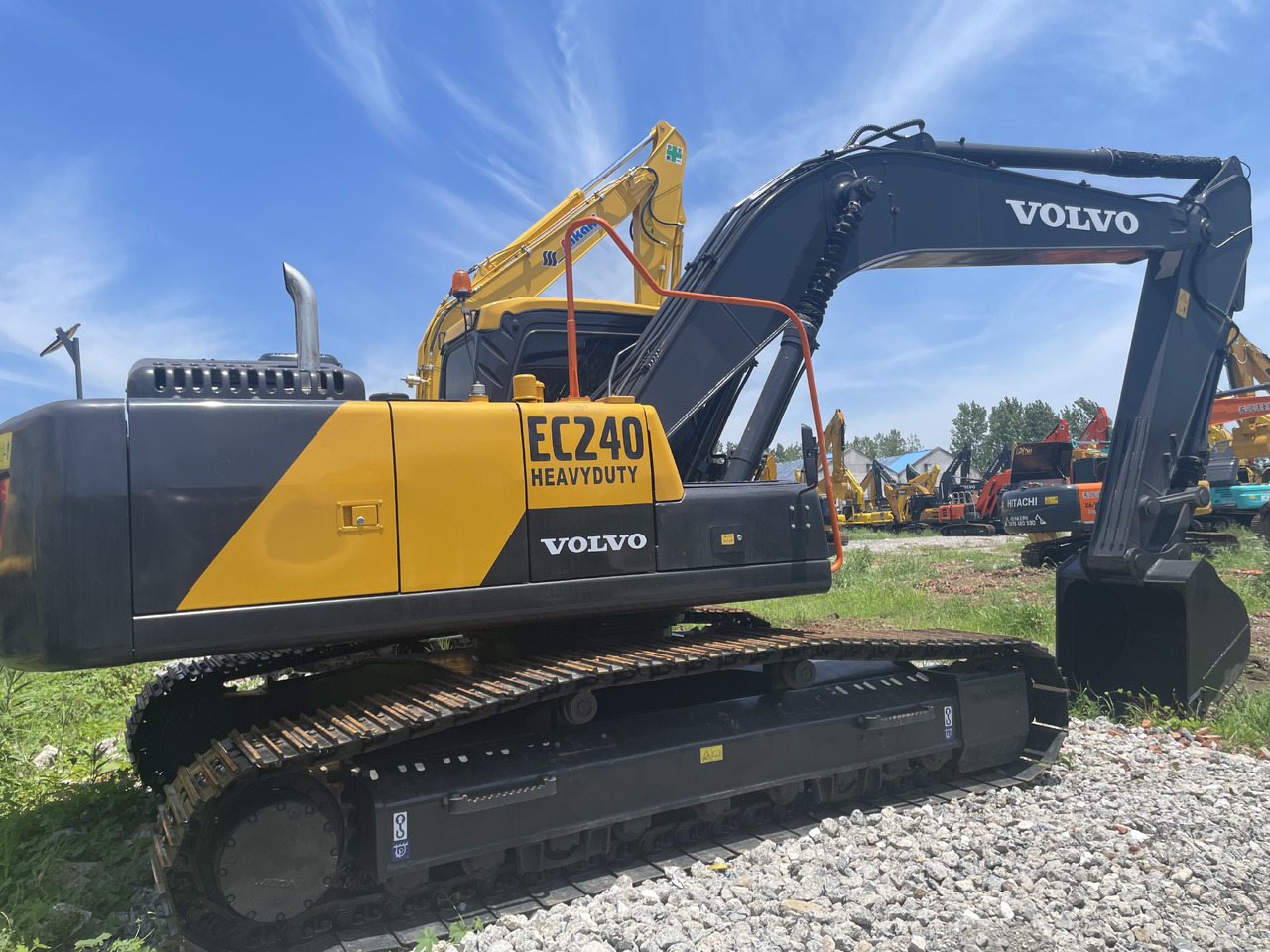 VOLVO EC240 - Lintekskavaator: pilt 2 VOLVO EC240 - Lintekskavaator: pilt 2