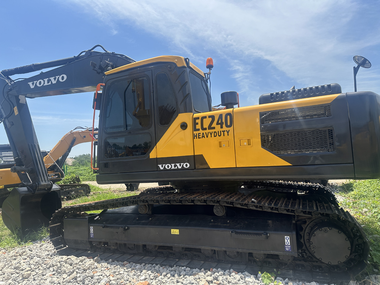 VOLVO EC240 - Lintekskavaator: pilt 1 VOLVO EC240 - Lintekskavaator: pilt 1