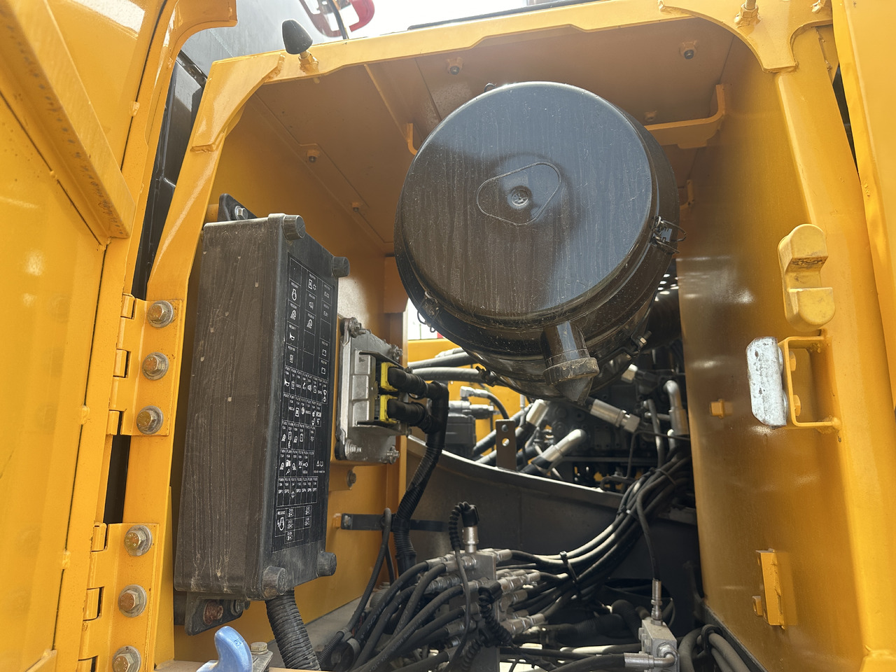 VOLVO EC250D - Lintekskavaator: pilt 2 VOLVO EC250D - Lintekskavaator: pilt 2