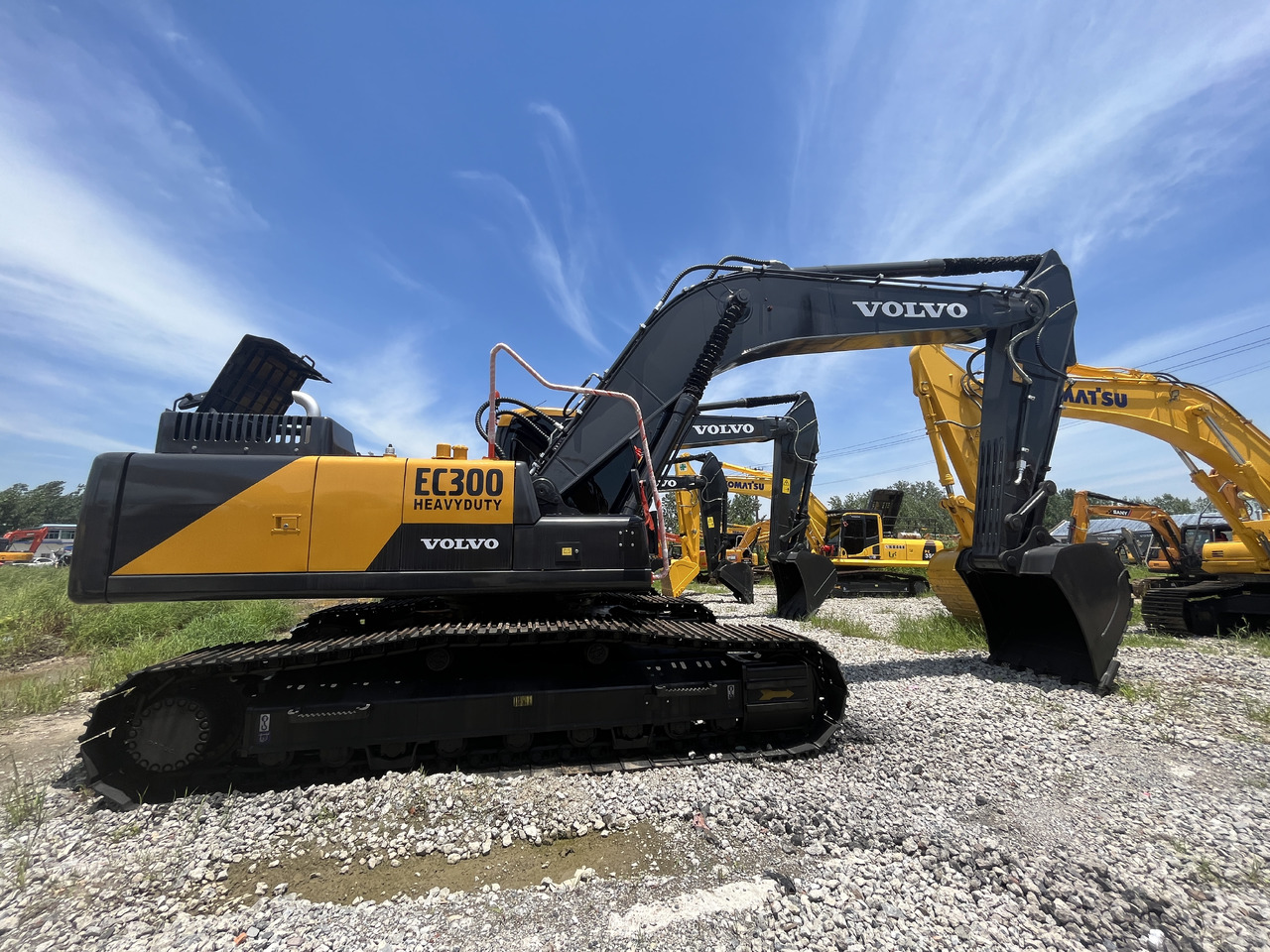 Volvo EC300DL - Lintekskavaator: pilt 1 Volvo EC300DL - Lintekskavaator: pilt 1
